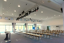 Hammesaal Bestuhlung und Tische in Reihen Hammesaal Bestuhlung und Tische in Reihen © Hamme Forum
